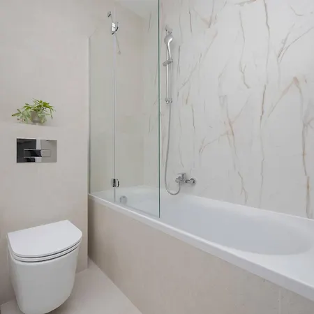 Unique For 4 People With Parking In By Renters Apartmán