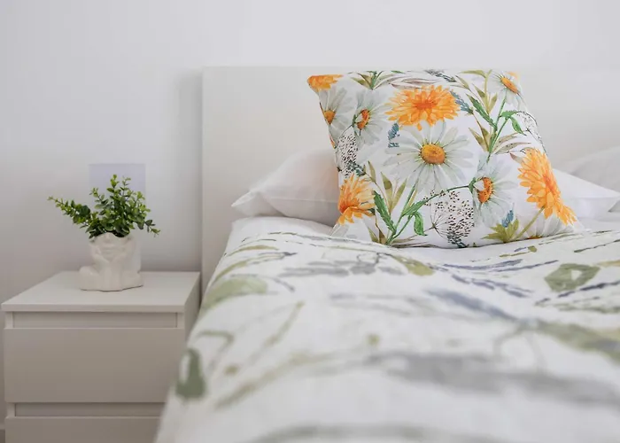 Unique For 4 People With Parking In By Renters